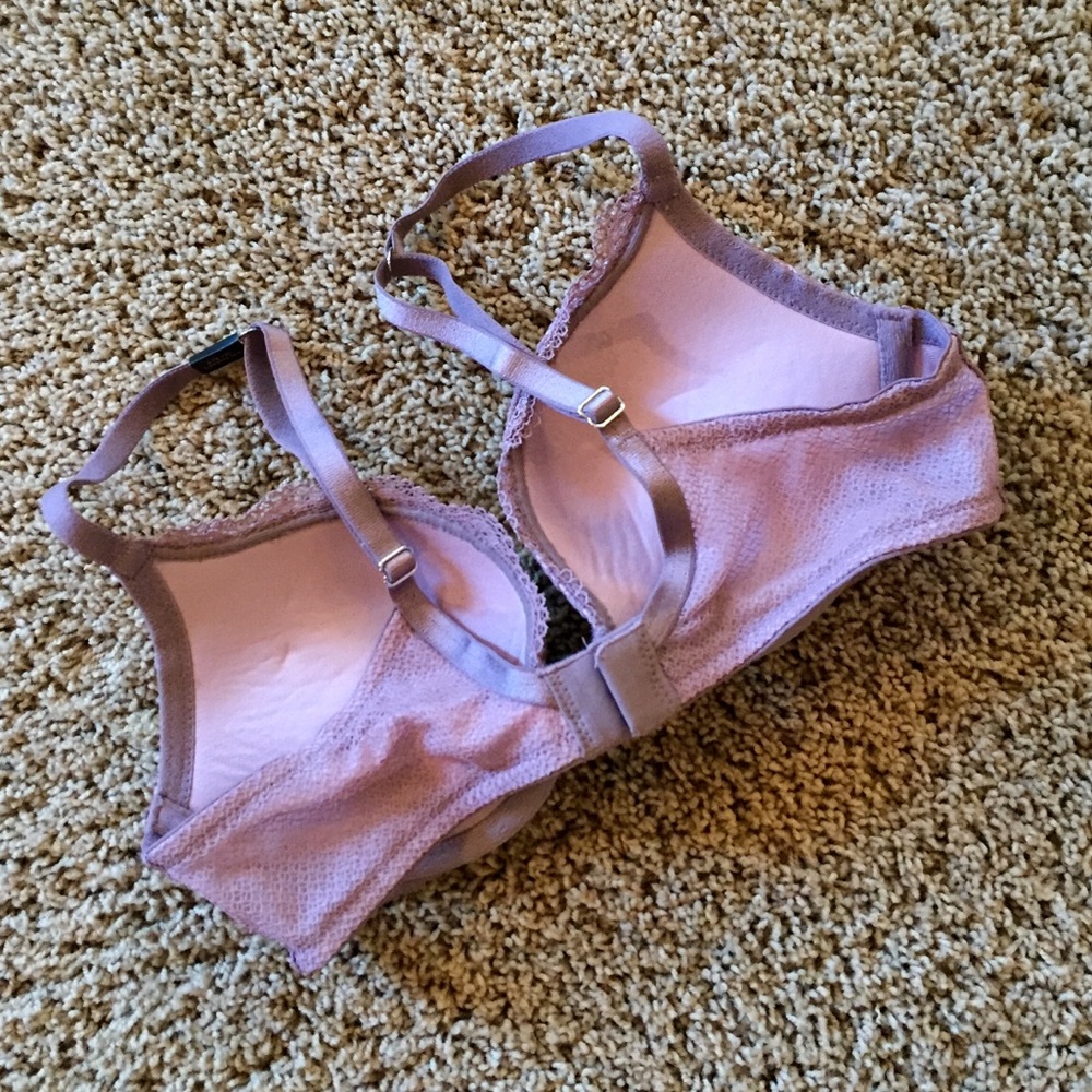 Victoria’s Secret Push-up Bra - Picture 2 of 2